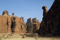 16: Rock formations in the Tenere