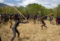 16: Donga fight. Surma tribe. Near Kibish (2)