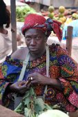 23: Malienne woman at Makoukou market