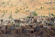 23: Dogon village from Bandiagara escarpment