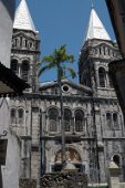 10: Stone town cathedral