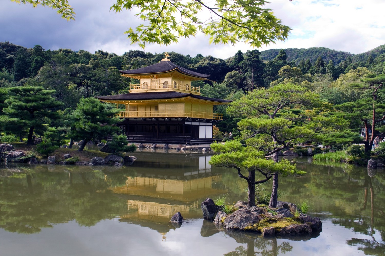 Kinkakuji (Golden Pavilion) Kyoto, Japan
