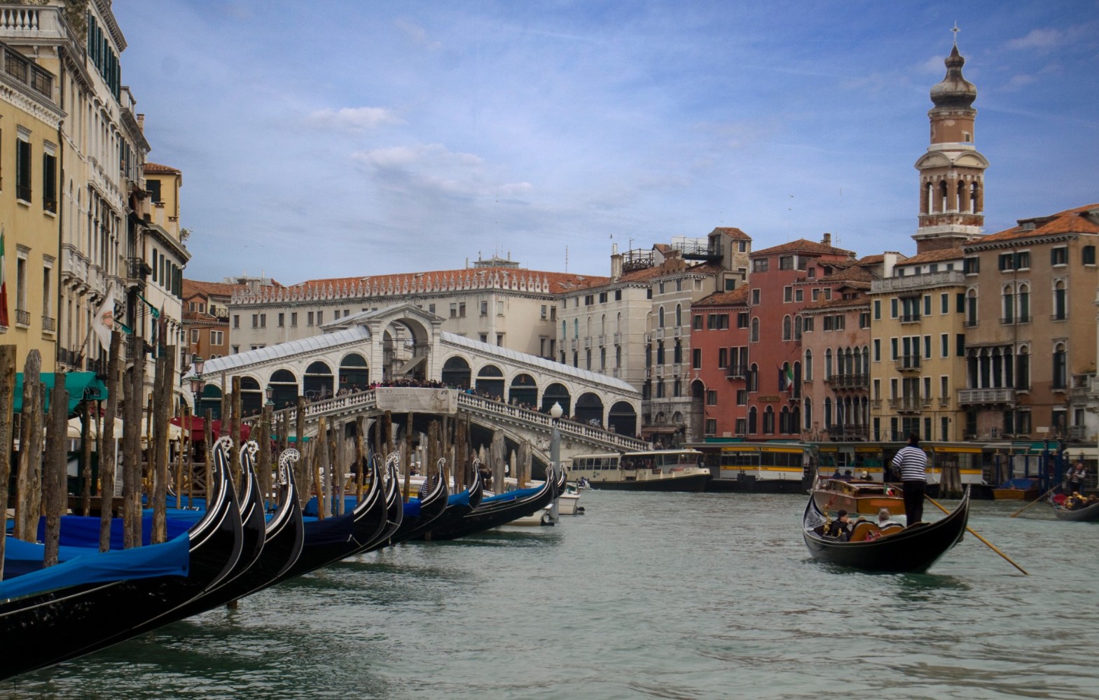 Rialto bridge (Grand Canal) Venice Italy